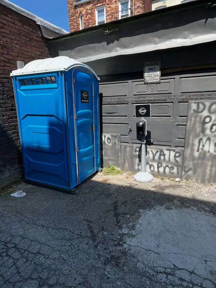 Same-Day Porta Potty Delivery Near Palatka
